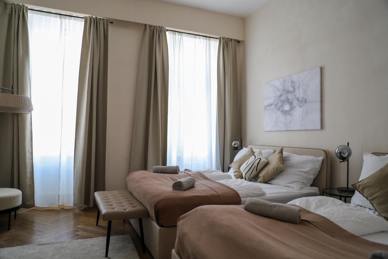 Apartamento Spacious Apartment, 3 Min To U6 Metro
