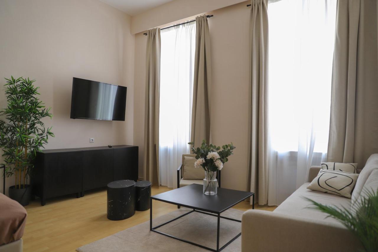 Spacious Apartment, 3 Min To U6 Metro * Viena