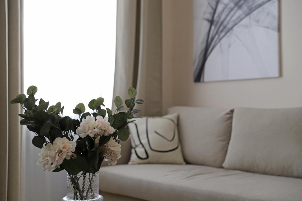 Appartement Spacious Apartment, 3 Min To U6 Metro