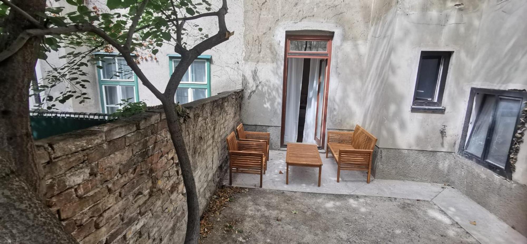 Spacious Apartment, 3 Min To U6 Metro Apartamento *