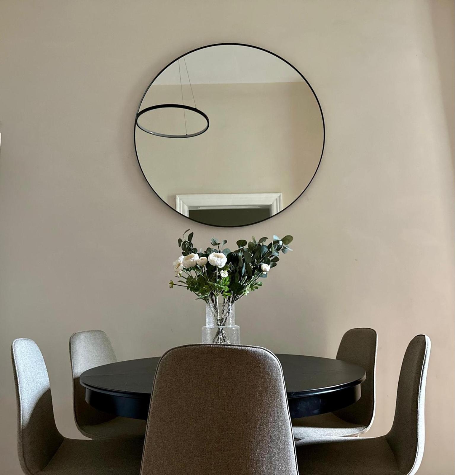 Appartement Spacious Apartment, 3 Min To U6 Metro