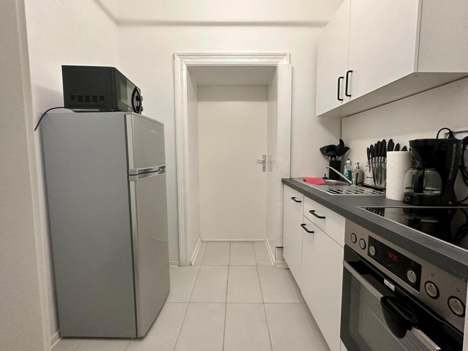 Apartamento Spacious Apartment, 3 Min To U6 Metro