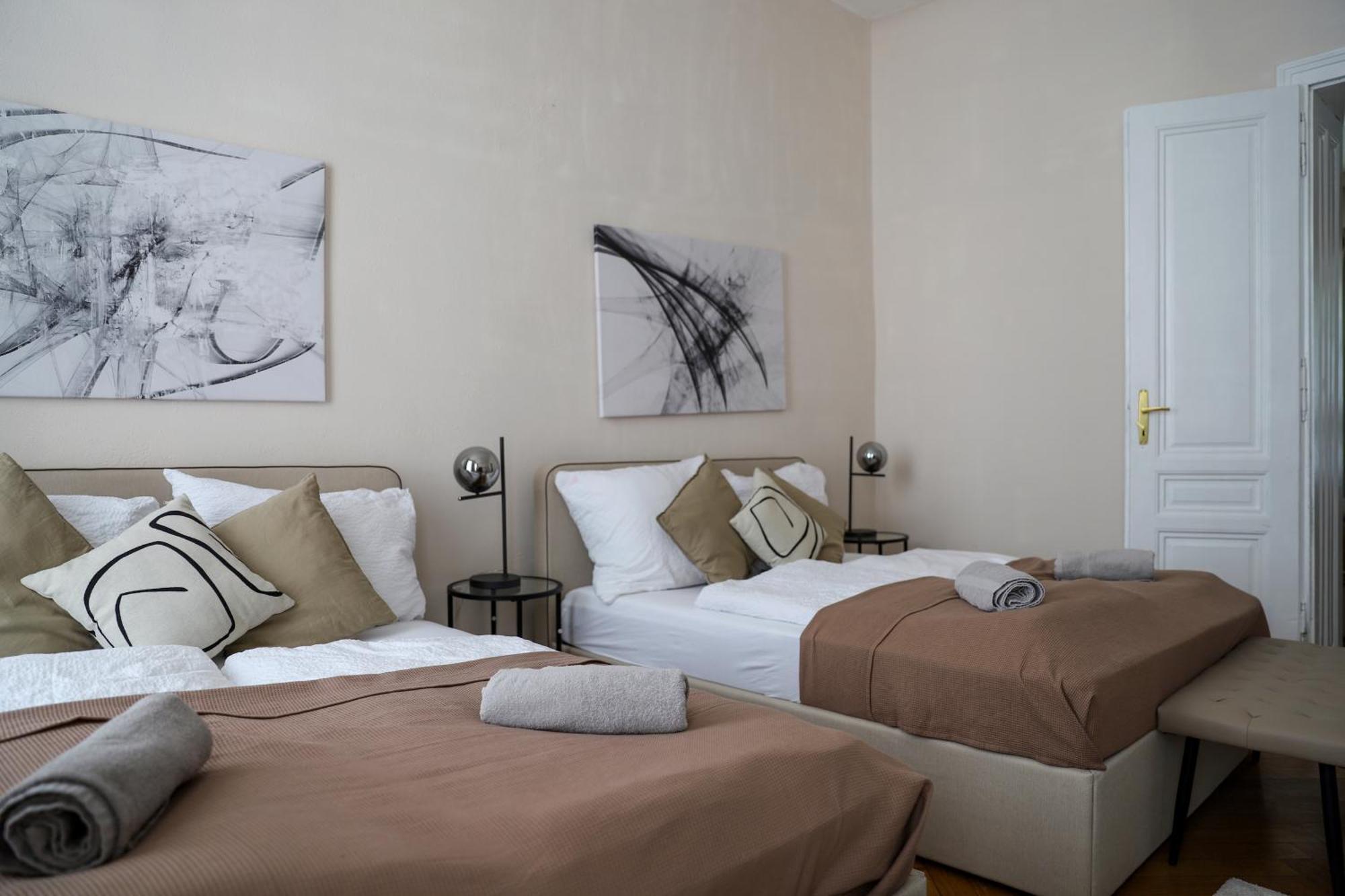 Spacious Apartment, 3 Min To U6 Metro Apartamento *
