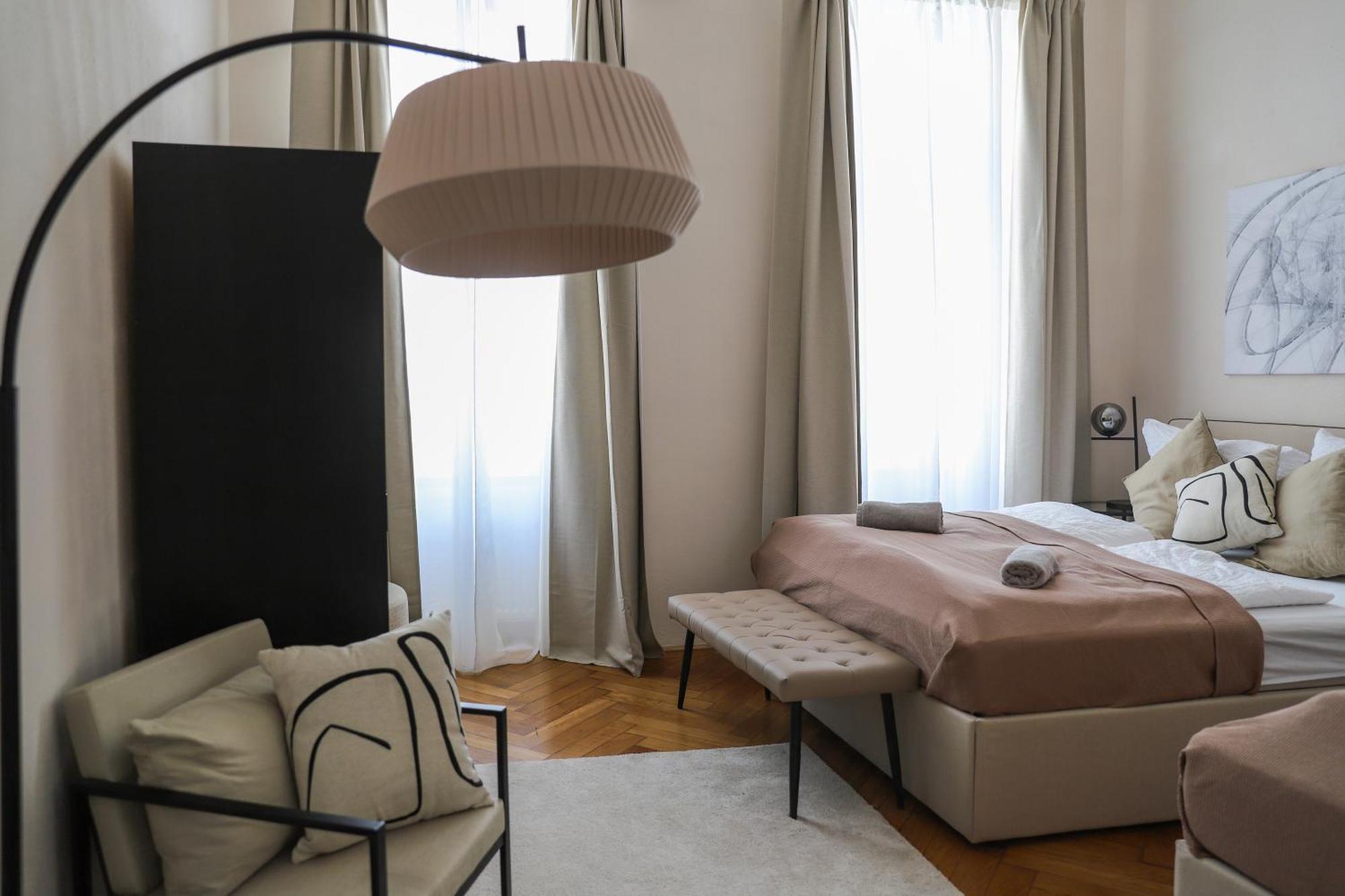 Appartement Spacious Apartment, 3 Min To U6 Metro *