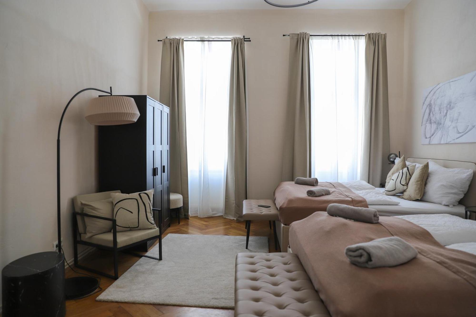 Appartement Spacious Apartment, 3 Min To U6 Metro Vienne