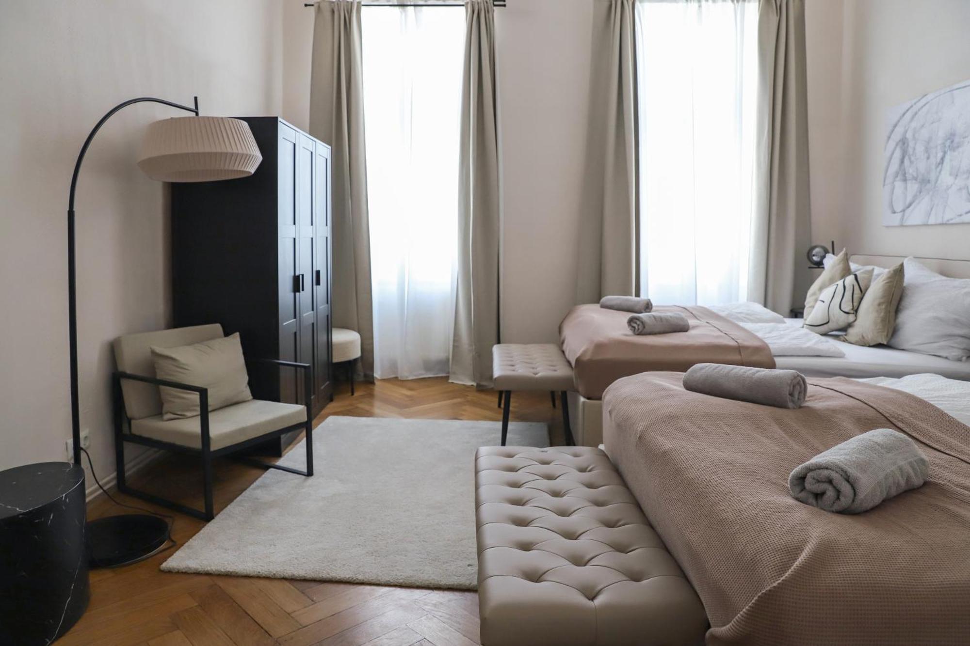 Spacious Apartment, 3 Min To U6 Metro Vienne